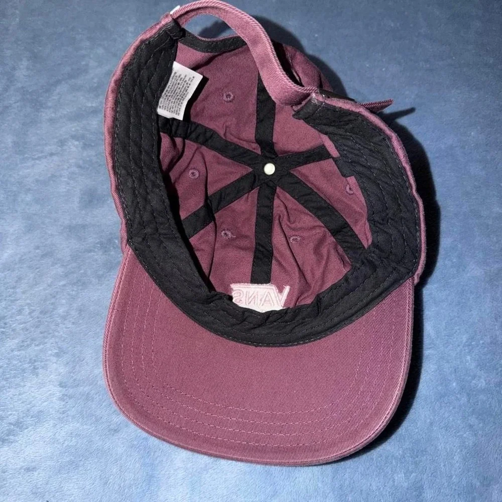 Vans maroon baseball cap one size